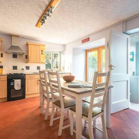 Cosy Welsh Cottage In St Davids Centre With Garden Exterior foto